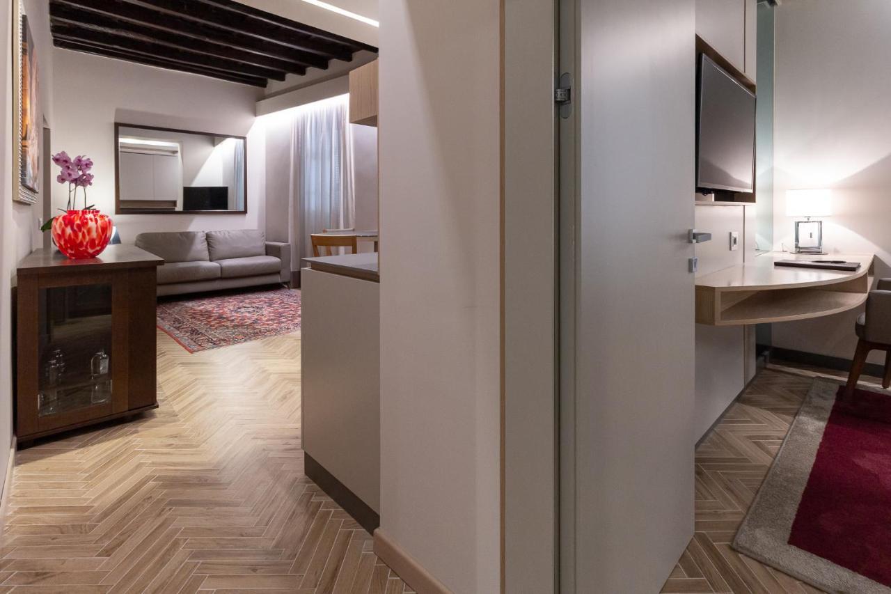 Harry'S Bar Trevi Luxury Apartments - Modelli Roma Exterior foto
